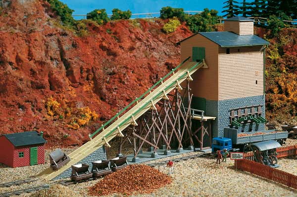 Old-time gravel pit<br /><a href='images/pictures/Auhagen/12266.jpg' target='_blank'>Full size image</a>